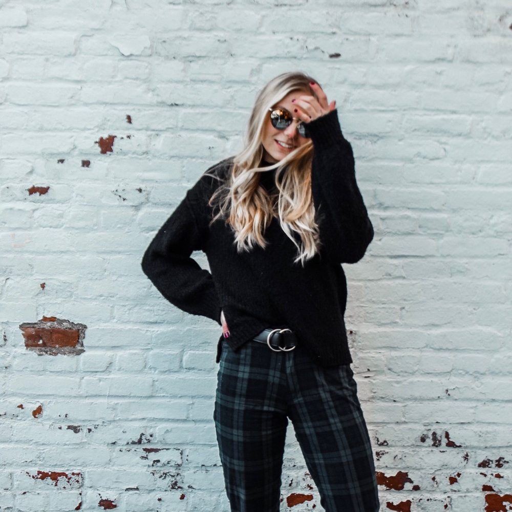 Meet your Posher, Elizabeth